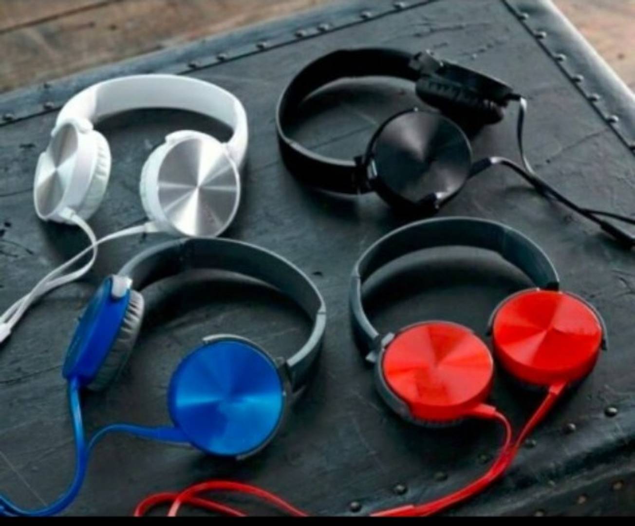SONY EXTRA BASS WIRED HEADPHONE(assorted Color)